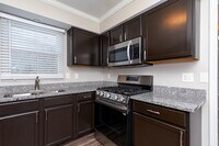 Three Bedroom Apartment - Berkshire Commons