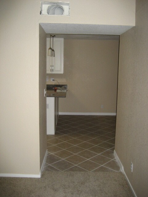 Building Photo - Charming 3 bed/2 bath Home in Northeast Davis