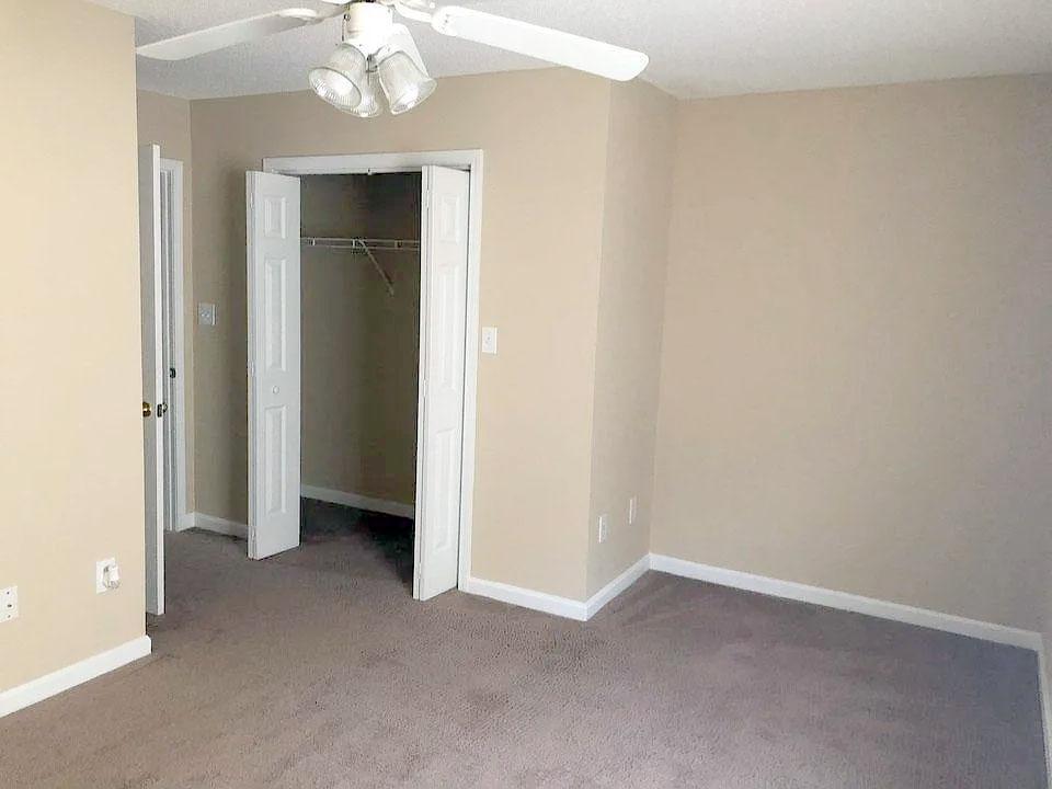 Building Photo - 6716 Bryant St