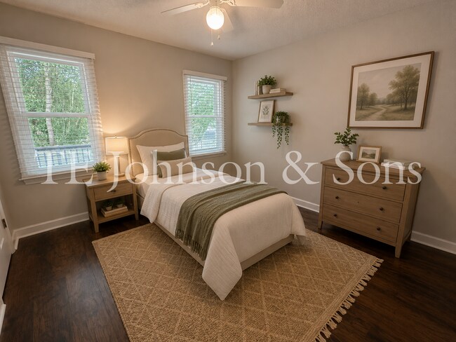 Building Photo - Charming One Level 3 Bedroom Home with Fenced Yard, Garage, and Deck