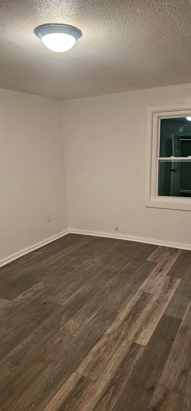 Building Photo - 1366 Ave A