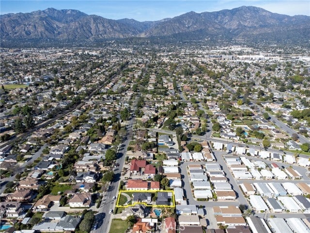 Building Photo - 2558 S 10th Ave