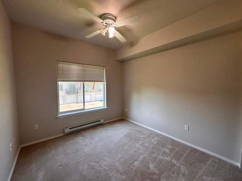 Building Photo - 22855 E Country Vista Dr