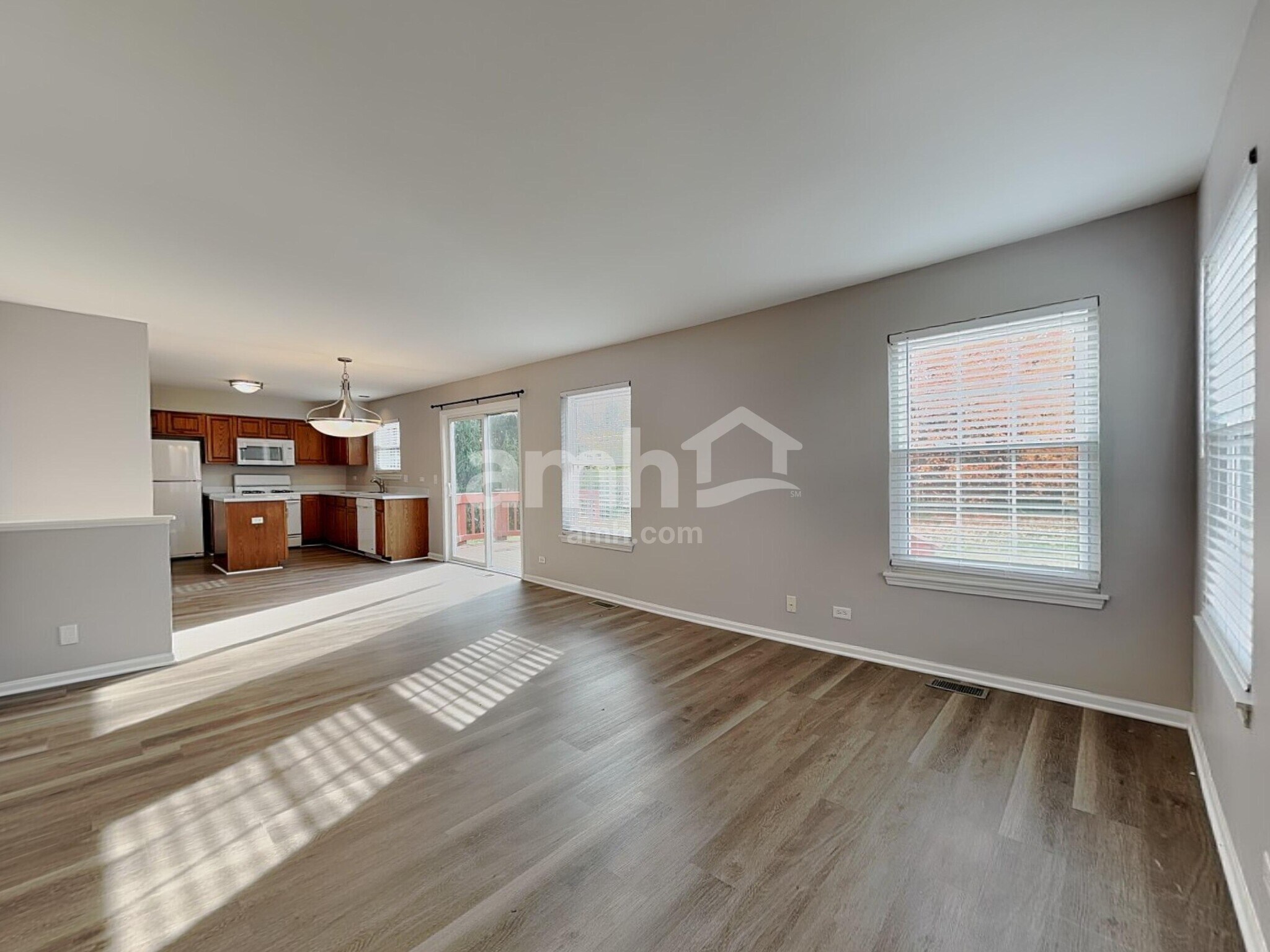 Building Photo - 1613 Gleneagle Ct