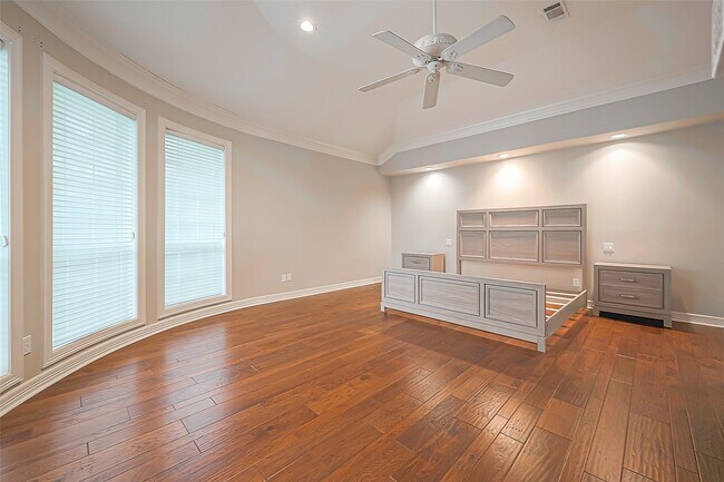 Building Photo - 66 Blooming Grove Ln