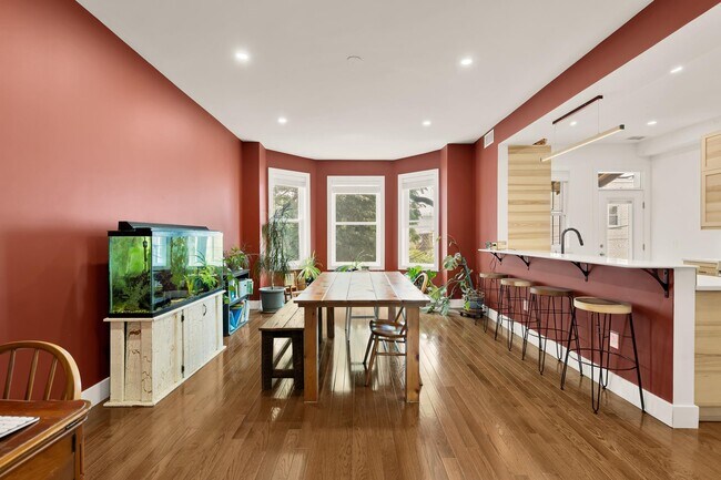Building Photo - 4012 7th St NW