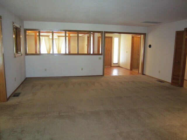 Building Photo - 9900 Rockwell Terrace