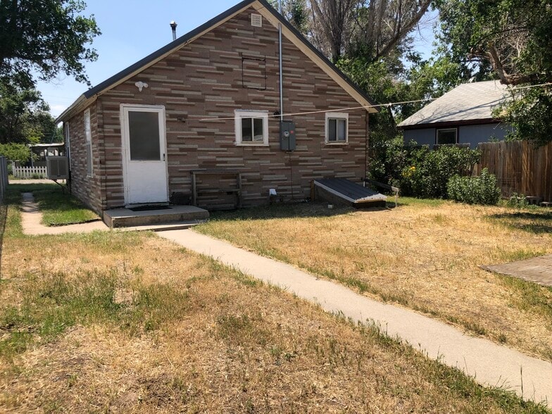 Building Photo - 114 Riverview Ave