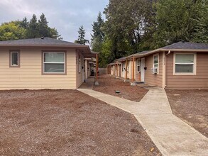 Building Photo - 2431-2439 Trade St SE