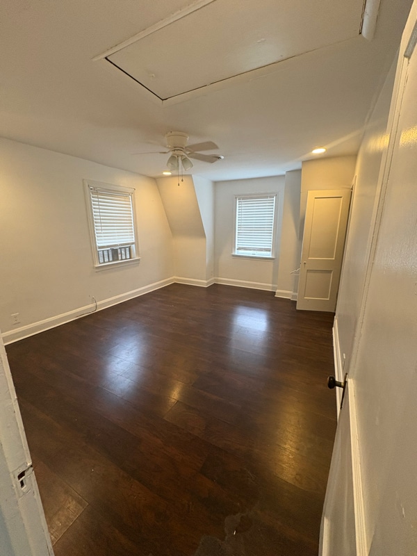 Building Photo - 412 N Bend Rd