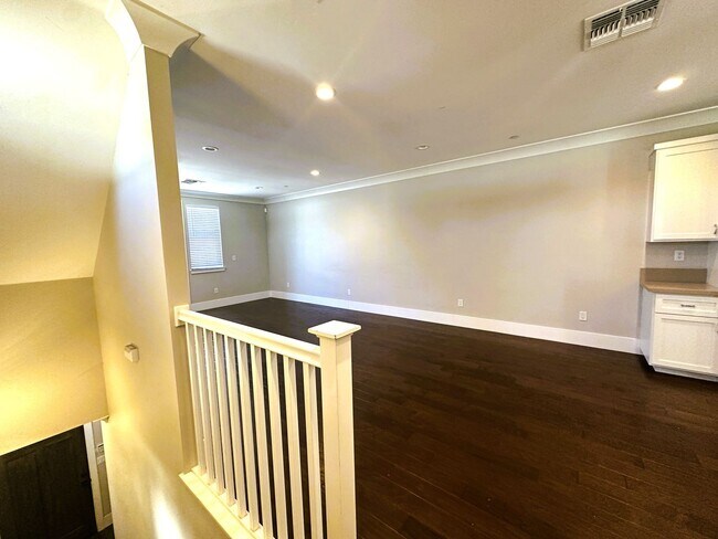 Building Photo - 2625 Nicasio Ln