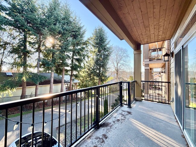 Building Photo - Modern New Construction 4b3b Townhome