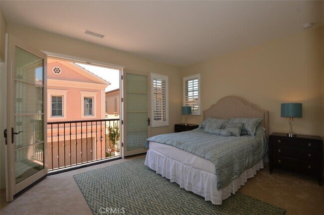 Building Photo - 51 Lupari-