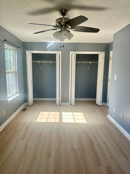 Building Photo - 314 Sutton Ct