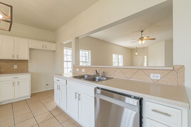 Building Photo - 13803 Laramie Hill