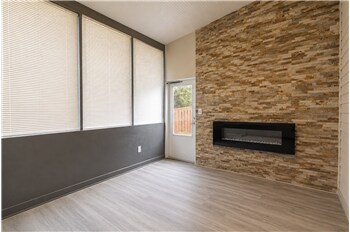 Building Photo - 146 Chapel Lake S