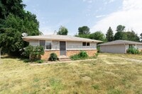 Building Photo - 2 bedroom in Renton WA 98055