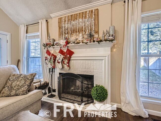 Building Photo - Beautiful Home Near Standley Lake