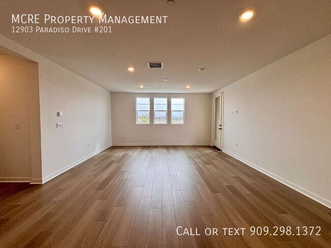 Building Photo - 12903 Paradiso Dr