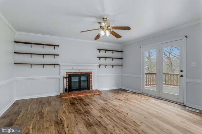 Building Photo - 2009 White Lake Dr