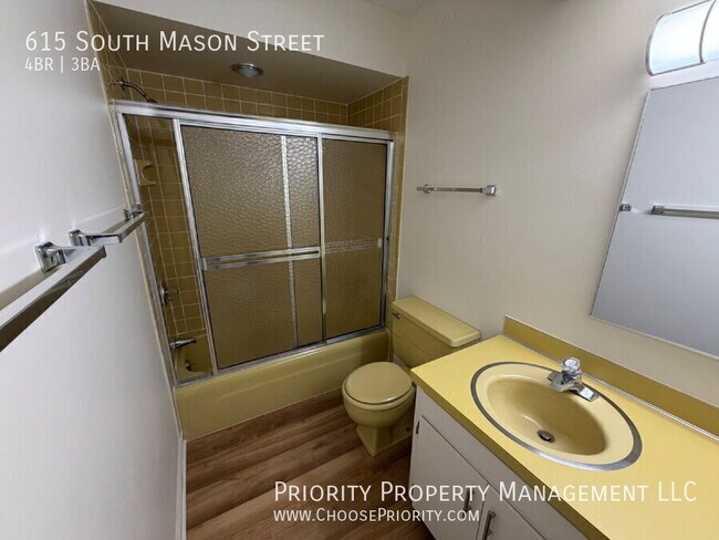 Building Photo - 615 S Mason St