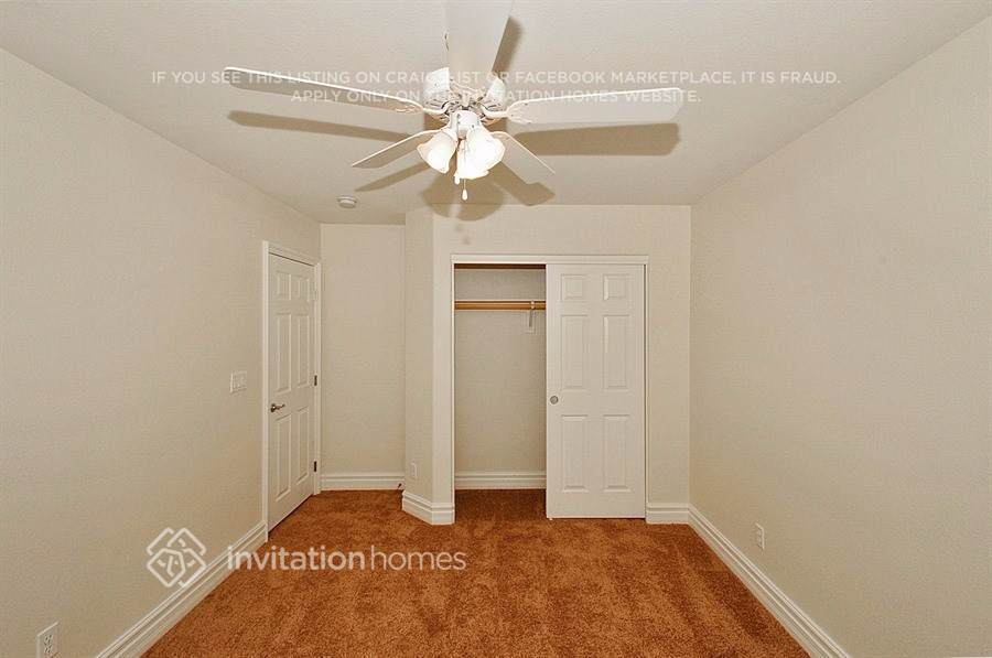 Building Photo - 6685 Aviston St