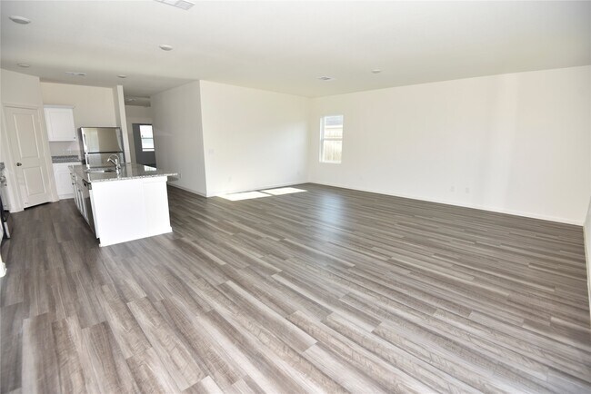 Building Photo - 21659 Cottage Ln