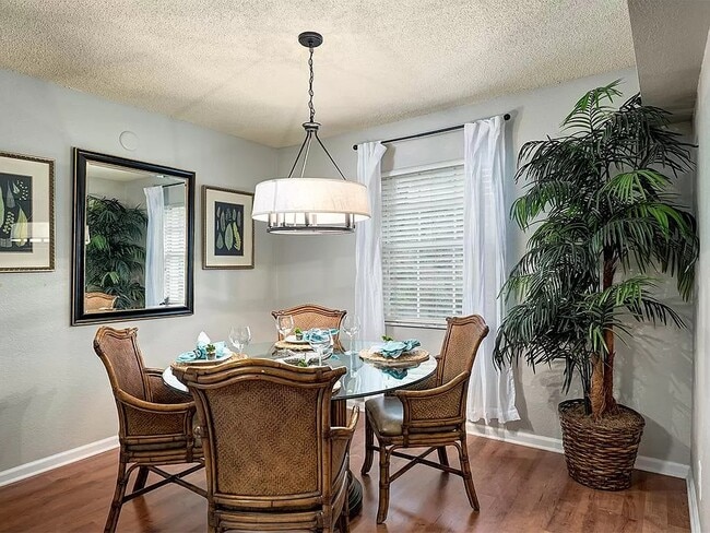 Building Photo - 226 Lewfield Cir