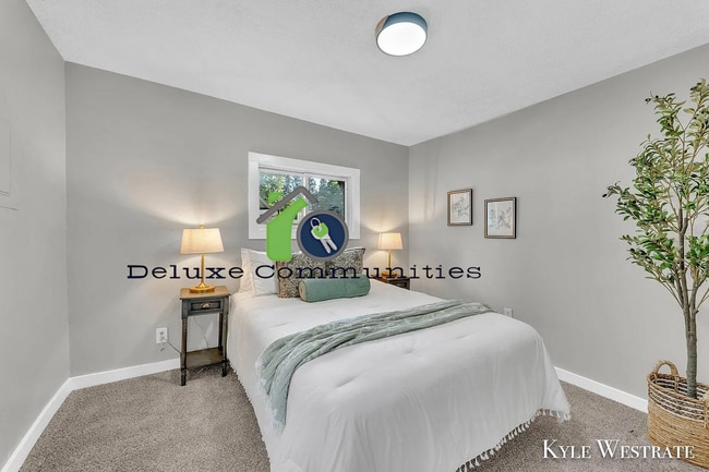 Building Photo - BEAUTIFUL 3 BEDROOM- Completely remodeled in Greenville!