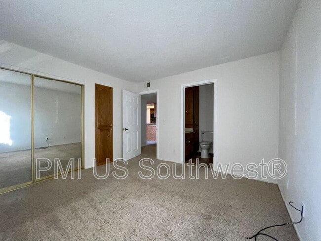 Building Photo - 1190 Ramar Rd
