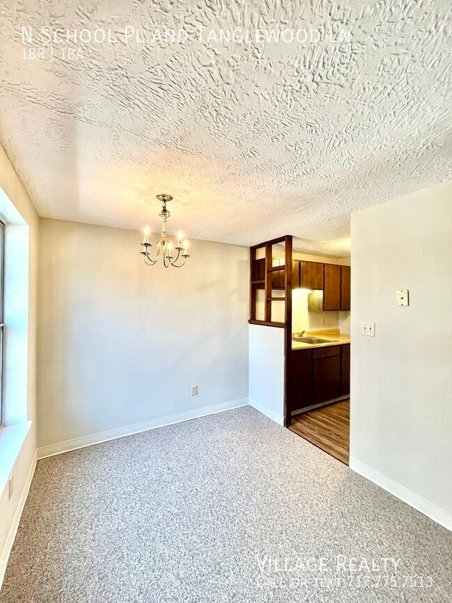 Building Photo - Few steps! Available NOW! Roomy 1-Bed with...