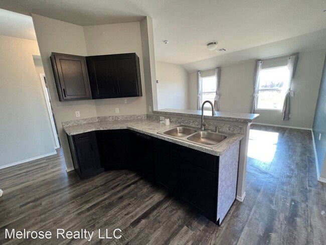 Building Photo - 3 br, 2 bath House - 9424 NW 122nd Terrace