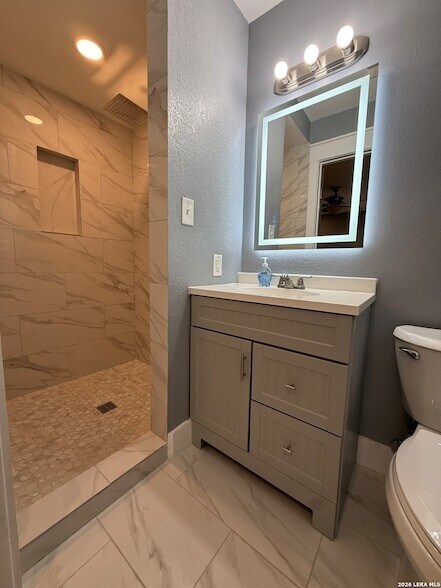 Building Photo - 4410 Trailwood Dr
