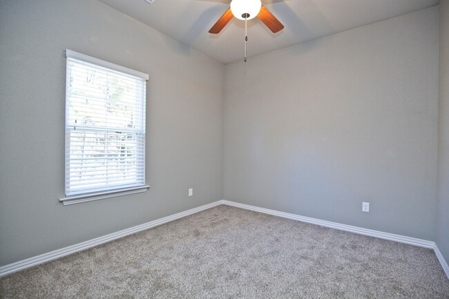 Building Photo - 3805 W Pawnee Rd