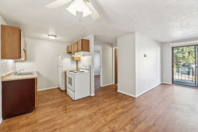 Interior Photo - Mozart Apartments