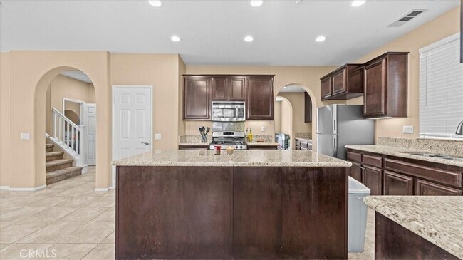 Building Photo - 15876 Parkhouse Dr