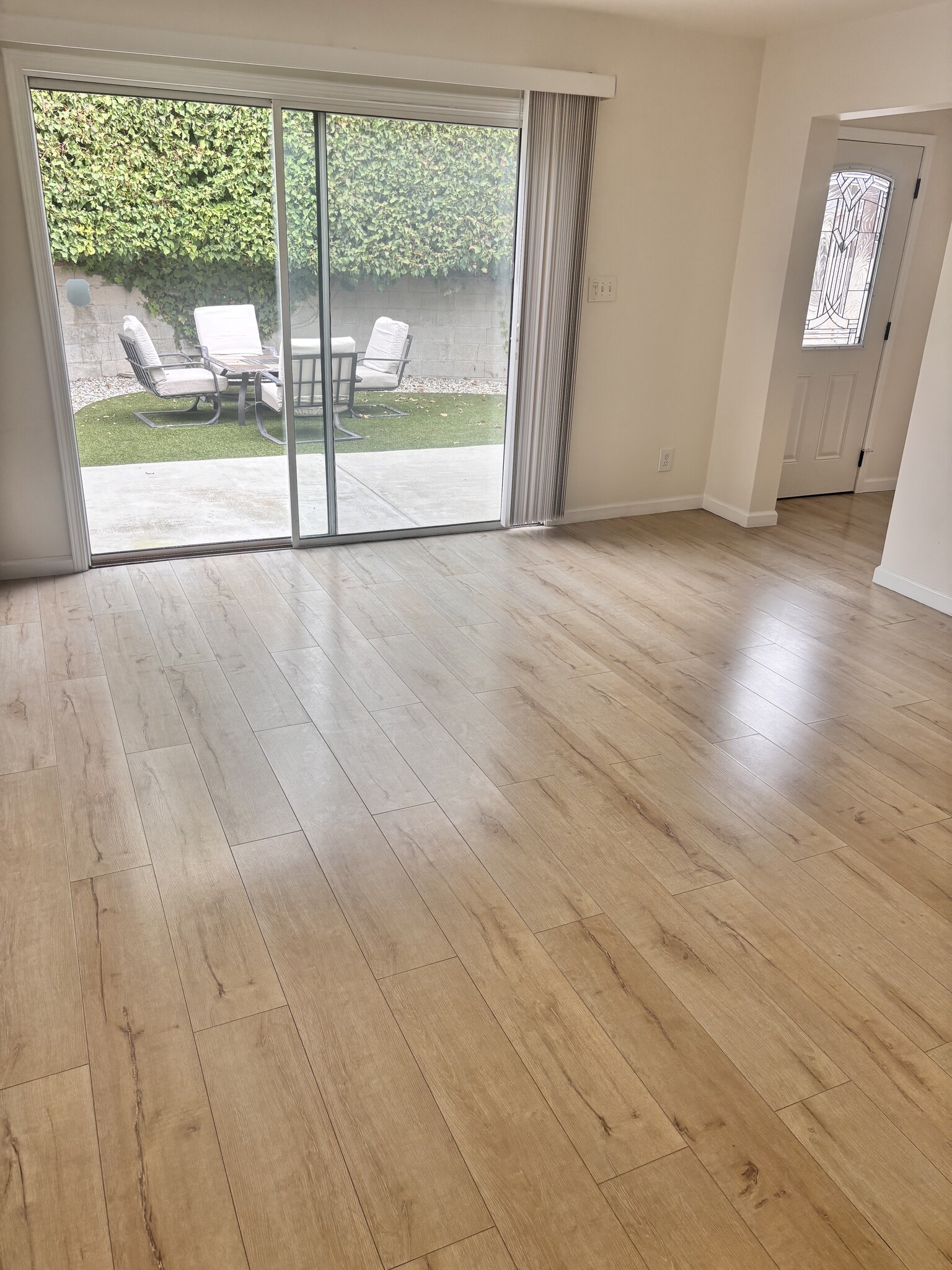 Building Photo - 5853 W 74th St