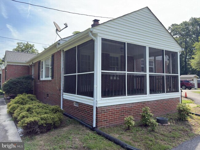 Building Photo - 3550 Old Washington Rd