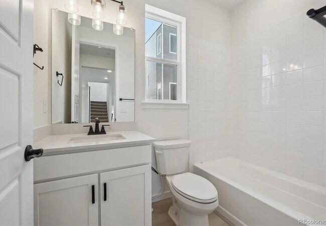 Building Photo - 1243 Rhett Dr