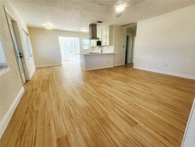 Building Photo - 2494 Del Rio Way