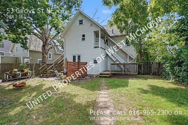 Building Photo - 53 Grove St NE