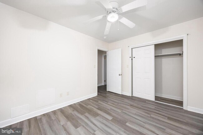 Building Photo - 731 Richwil Dr