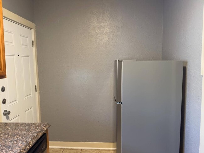 Building Photo - 2173 Ave J