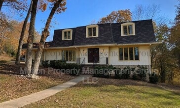 Building Photo - 5312 Fairview Rd