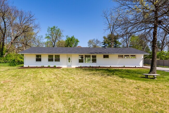 Primary Photo - 6 Bon Price Terrace