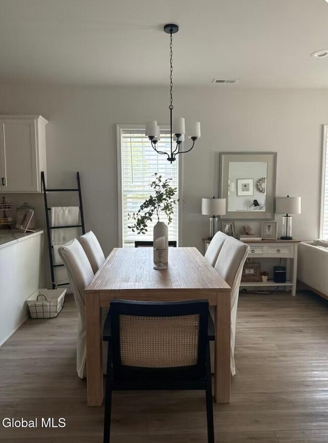 Building Photo - 2 Blair Ct