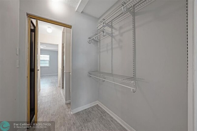 Building Photo - 20962 Sedgewick Dr