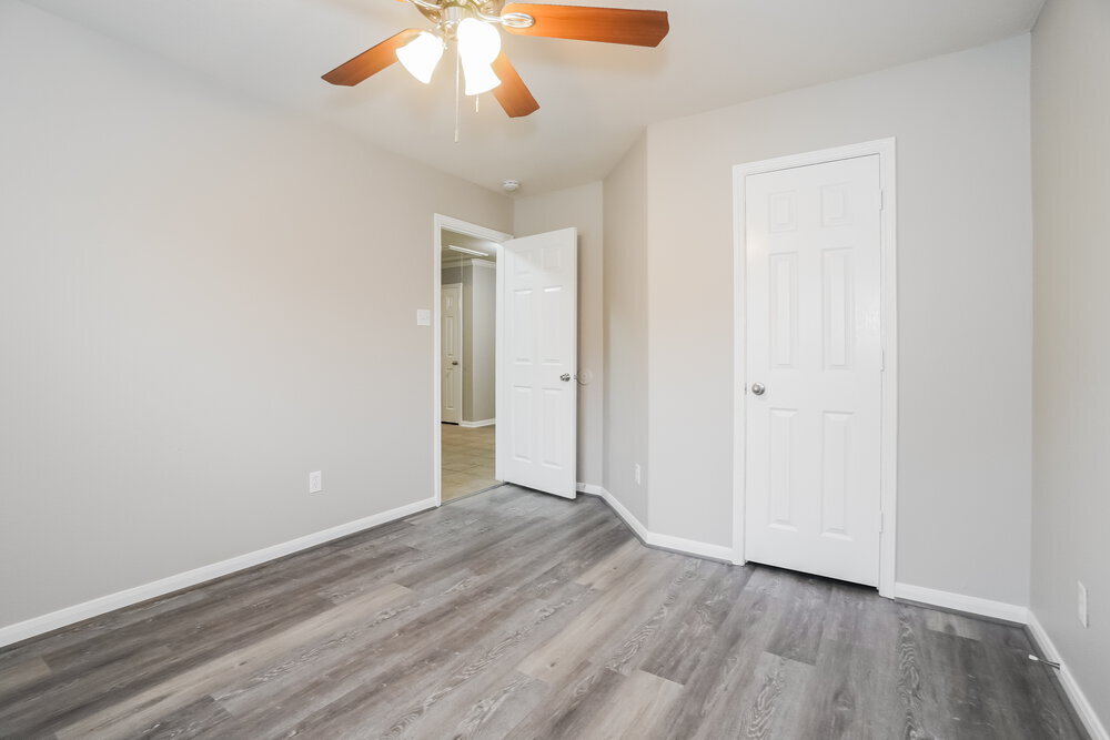 Building Photo - 11747 Elizabeth Ct