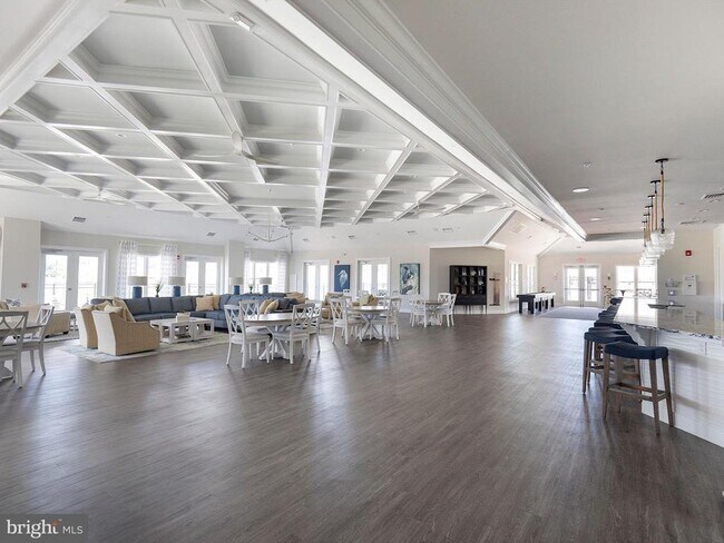 Building Photo - 26300 Tributary Blvd