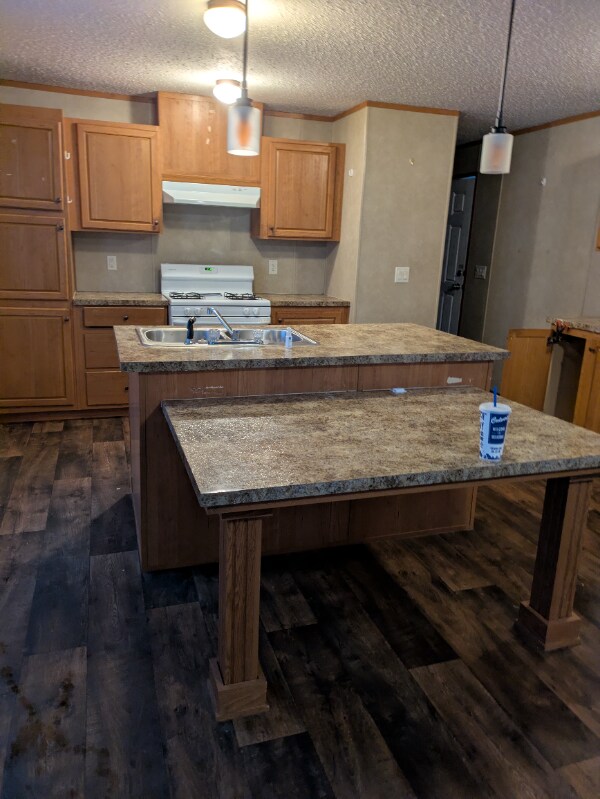 Building Photo - 1754 W Springville Rd